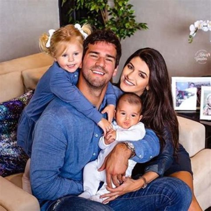 Alisson Becker - Age, Family, Bio
