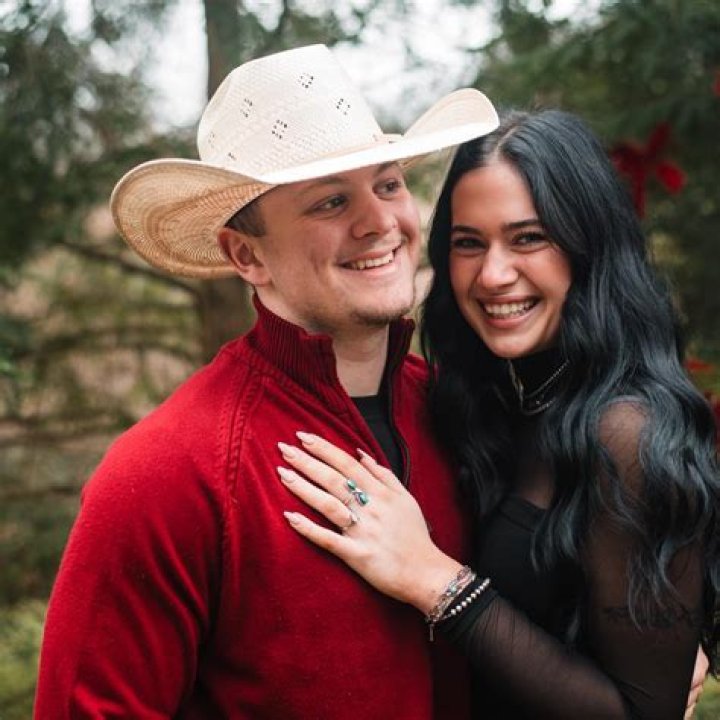Andy was married to Sarah