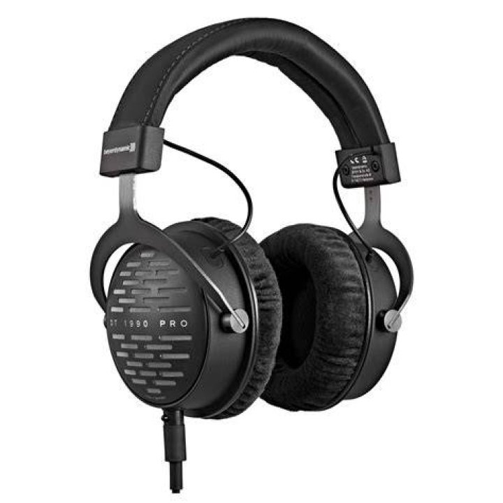 Beyerdynamic DT 1990 Pro Open Studio (Source: Ubuy)