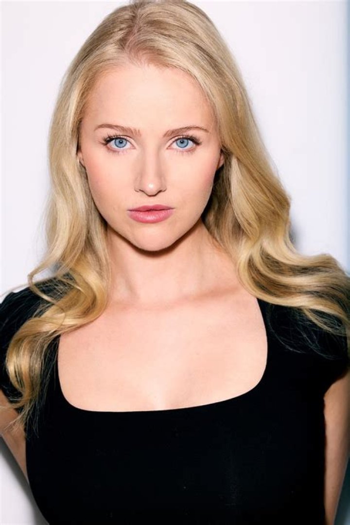 Cassandra Potenza Bio (Wiki) 