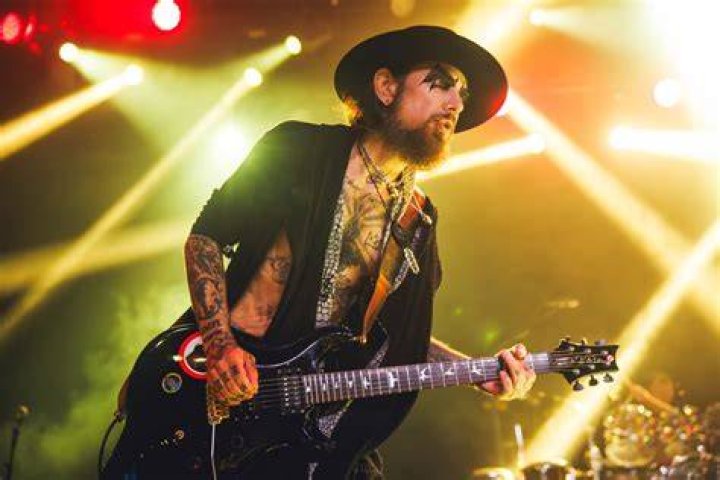 Dave Navarro's first wife Tania Goddard