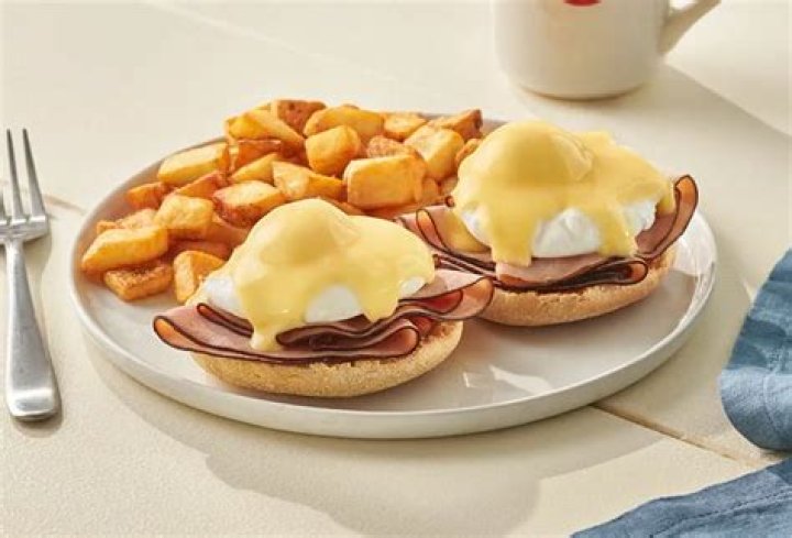 Does IHOP do eggs Benedict?