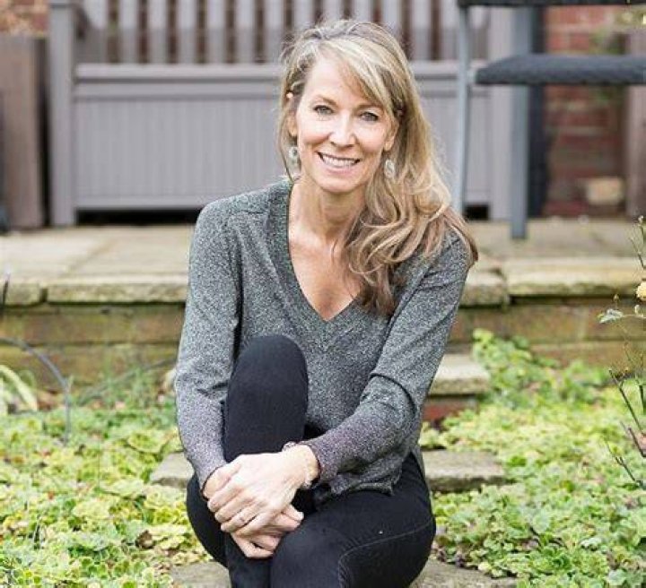 Dr Renee Hoenderkamp Wikipedia