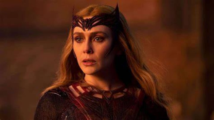 Everything We Need To Know About Elizabeth Olsen’s Husband Robbie Arnett! Elizabeth Olsen