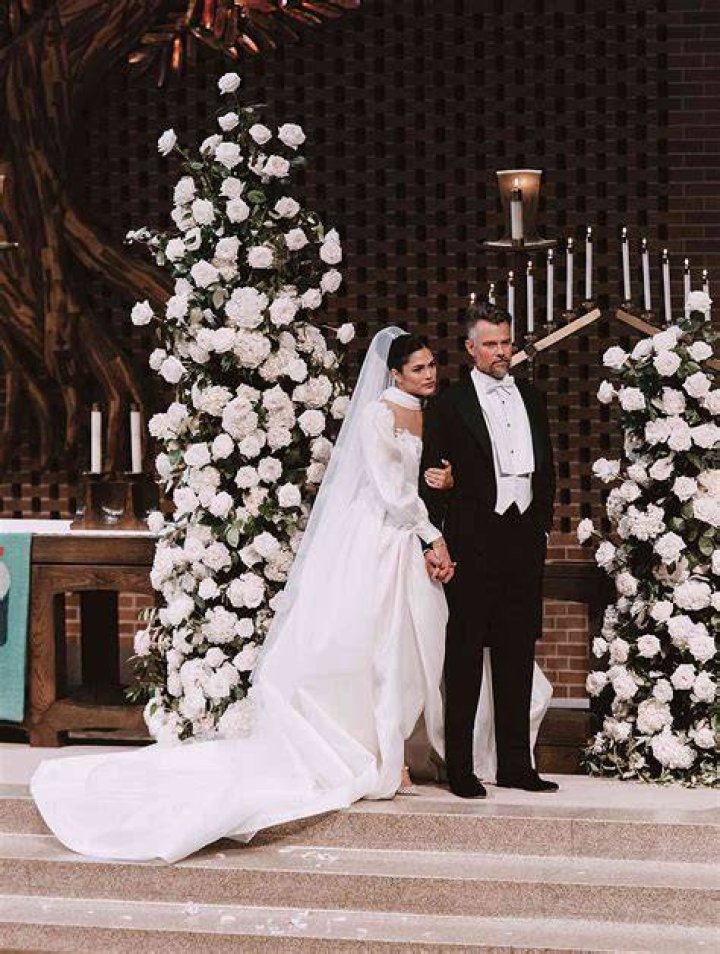 Ex-couple, Audri and Jonathan in their wedding dress