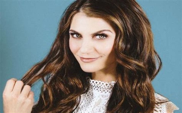 Getting To Know Samantha Harris