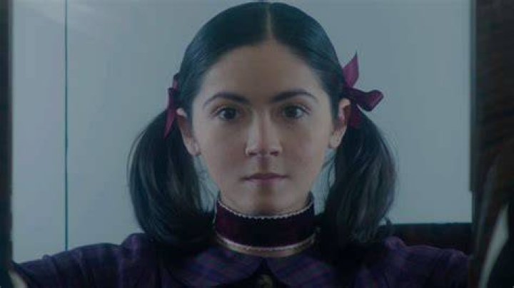 Isabelle Fuhrman's pet Lilly & Jennings