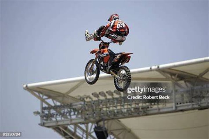 Kenny Bartram photo