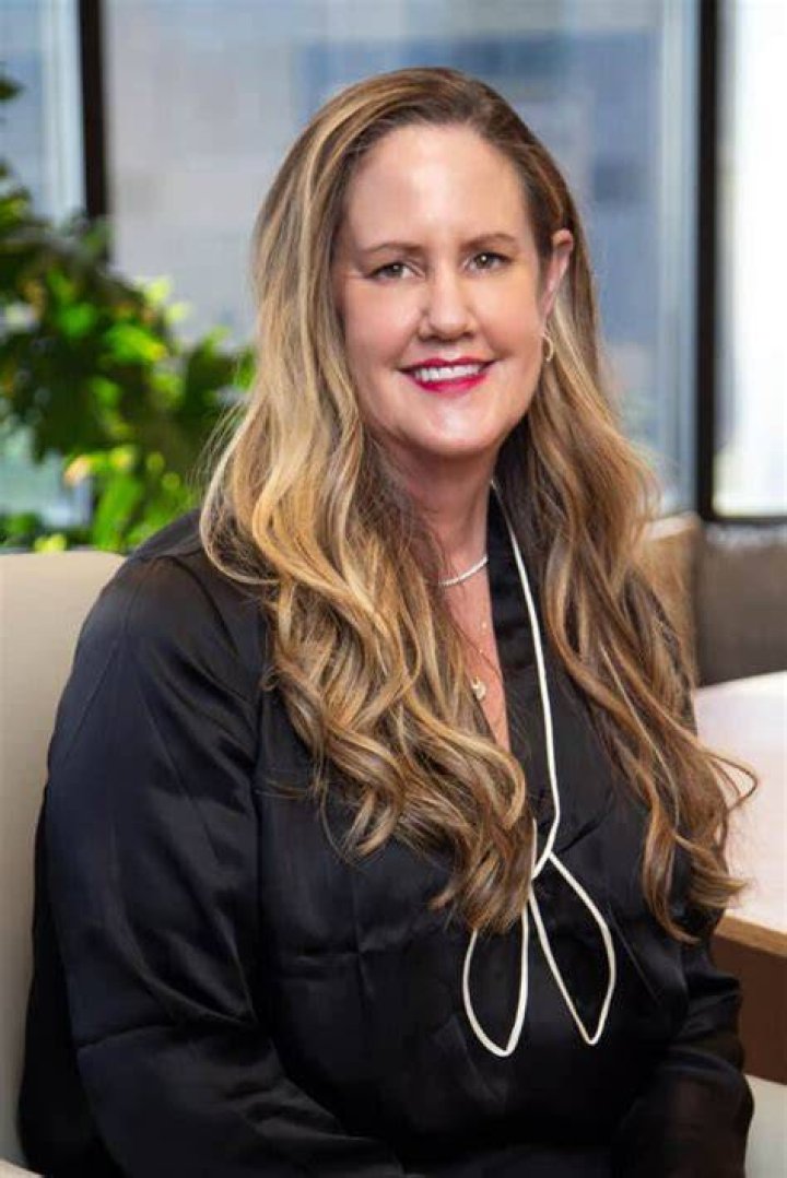Kimberly Gardner Bio (Wiki) 