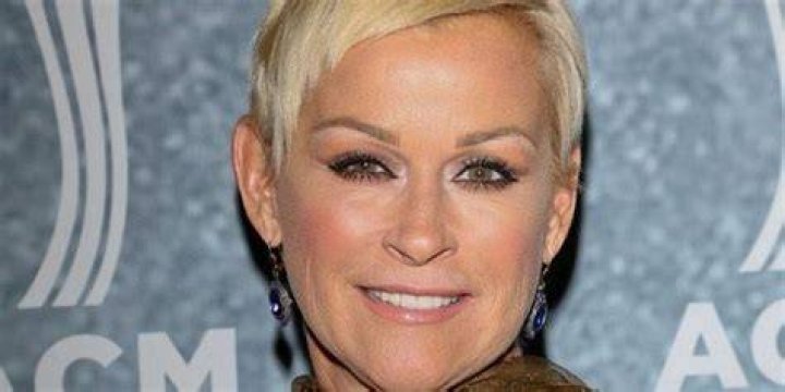 Lorrie Morgan - Age, Family, Bio