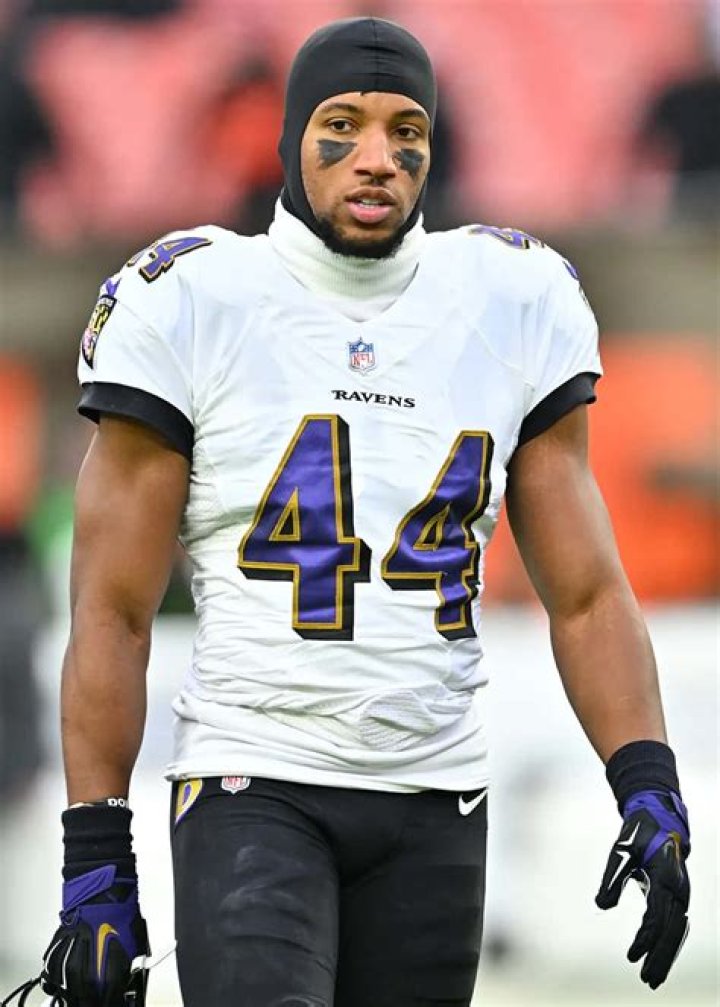 Marlon Humphrey's pet Snowflake