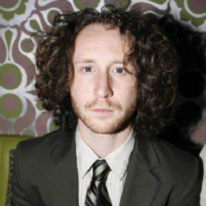 Mike Einziger Bio (Wiki) 