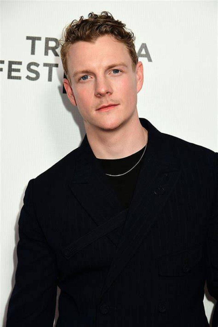 Patrick Gibson - Age, Family, Bio