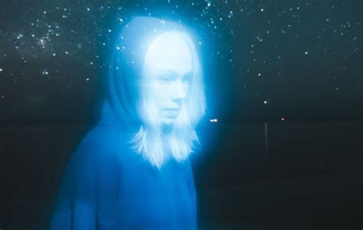 Phoebe Bridgers' pet Maxine