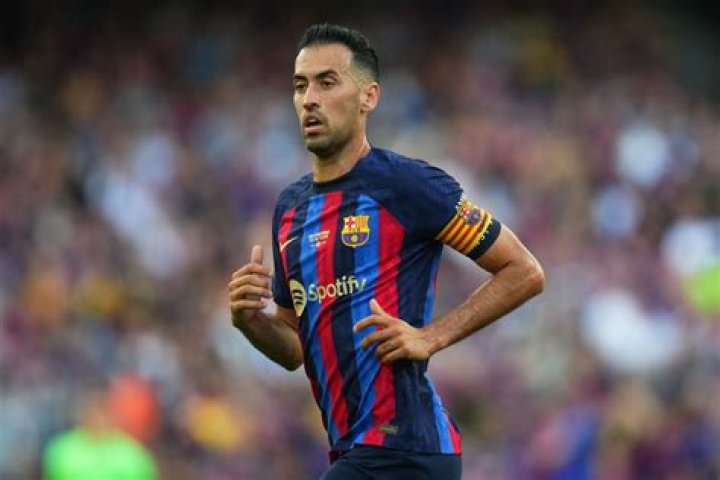 Sergio Busquets photo