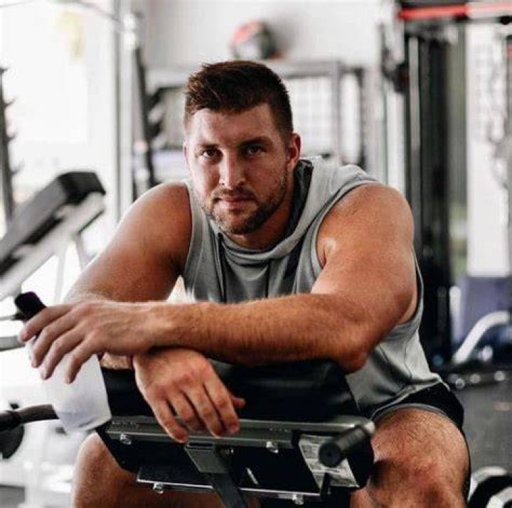 Tim Tebow Bio (Wiki) 