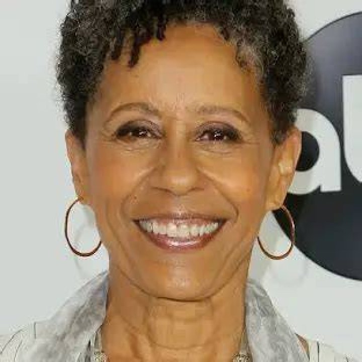 Vernee Watson-Johnson - Age, Family, Bio