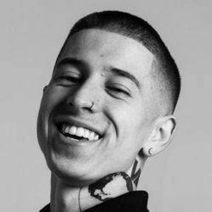 VicBlends - Age, Family, Bio