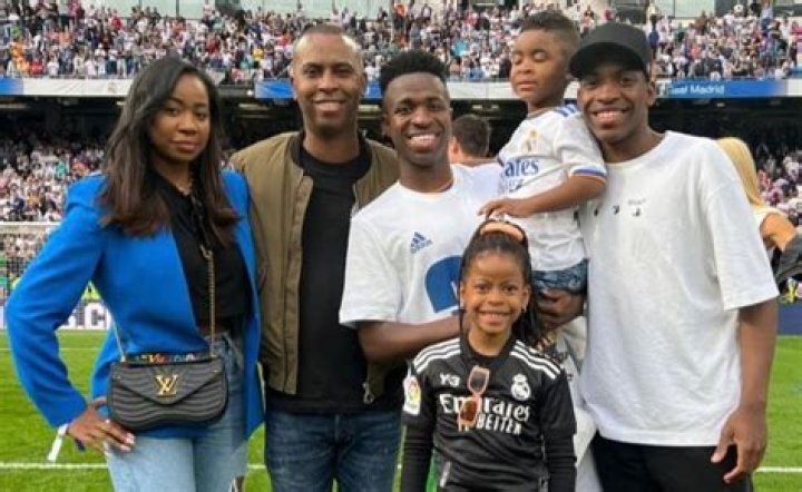 Vinicius Junior and Mom